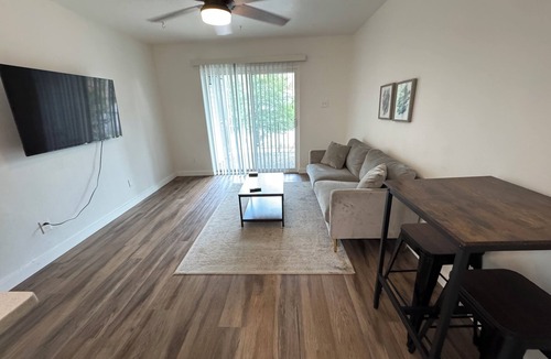 Capital View Apartment | Tranquil 2-bedroom apartment with AC in Little Rock