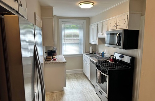 Bryn Mawr Apartment | Tranquil 2 BR Grnd Fl Near Bryn Mawr College