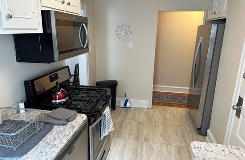 Bryn Mawr Apartment | Tranquil 2 BR Grnd Fl Near Bryn Mawr College