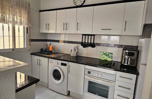 San Luis Apartment | Tranquil 2 Bedroom Duplex Apartment overlooking Lakes