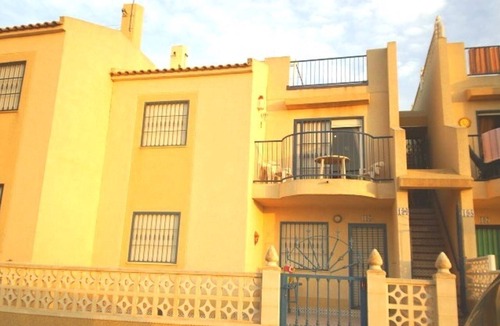 San Luis Apartment | Tranquil 2 Bedroom Duplex Apartment overlooking Lakes