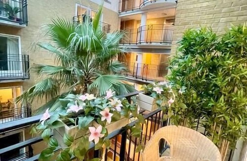 Queenhithe Apartment | Tranquil 2B 2 min from St Paul's