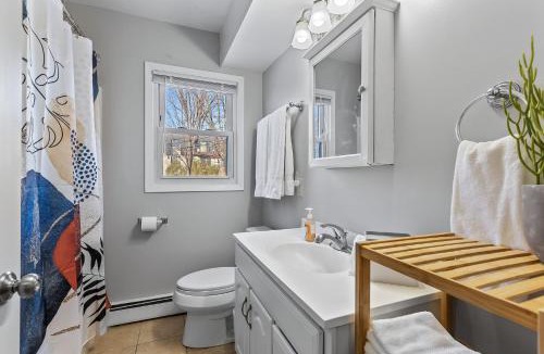 Spring Lake Park Apartment | Tranquil 2BR Apt NE Mpls - 8073 Apt 2