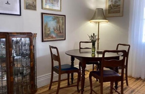 Beechworth Apartment | Tranquil 2BR Beechworth Retreat