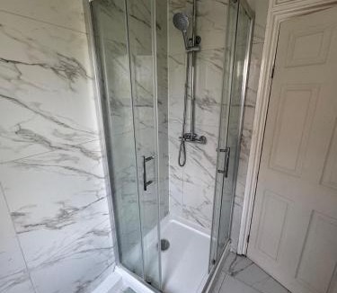 Bensham Manor Apartment | Tranquil 2BR in Thornton Heath