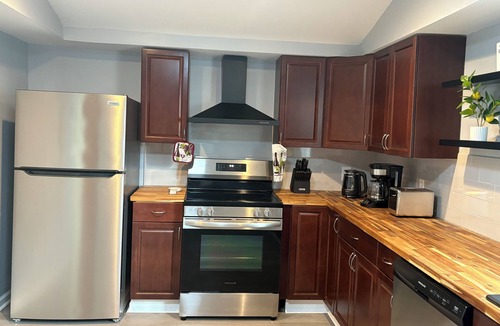 Syracuse House | Tranquil 3-bedroom house in Syracuse perfect for your getaway