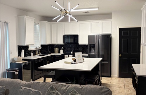 San Antonio House | Tranquil 3-bedroom home away from home in San Antonio