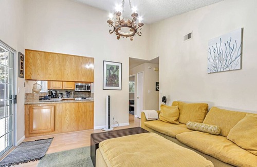 Ardenwood House | Tranquil 3BDR/2BA Fremont Escape