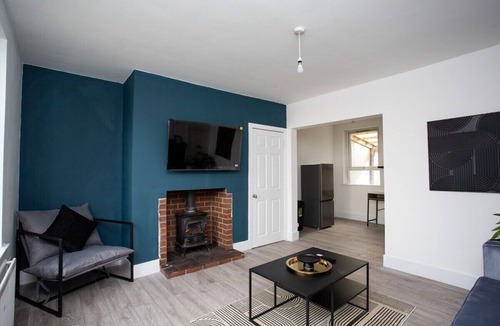 Burnopfield House | Tranquil 4-Bed Modern Retreat - Durham Burnopfield