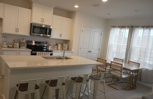St. Cloud House | Tranquil 4-bedroom townhome with AC in St. Cloud