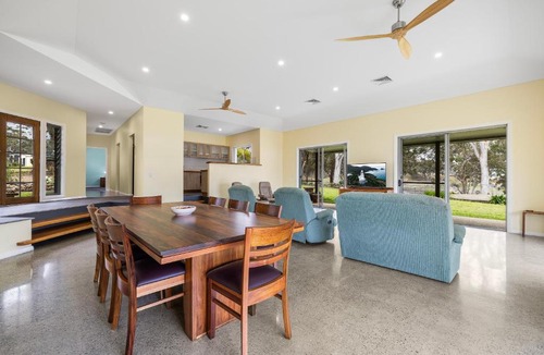 South West Rocks House | Tranquil Acres Arakoon