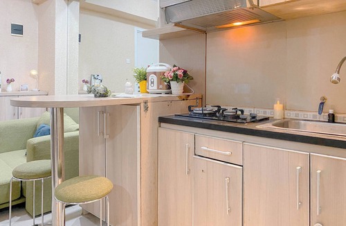 Rawasari Apartment | Tranquil And Homey 2Br At Apartment Green Pramuka City
