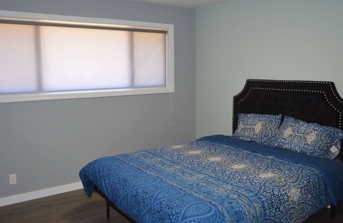 Lake Forest Park House | Tranquil and Modern Home 3br a/c