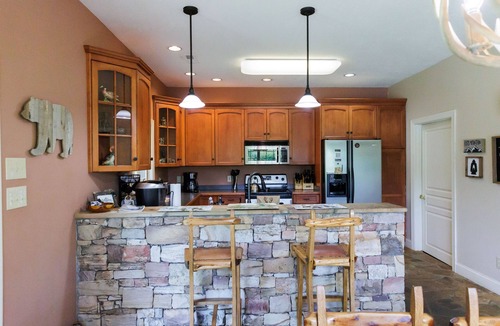 Spottswood House | Tranquil And Secluded Cabin On 326 Acres With Mountain Views ~ AMAZING!