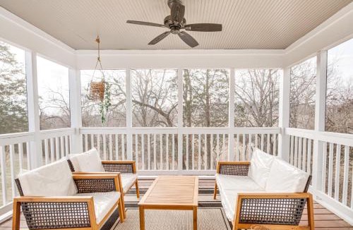 Arrington House | Tranquil Arrington Cottage ~ 7 Mi to Franklin!
