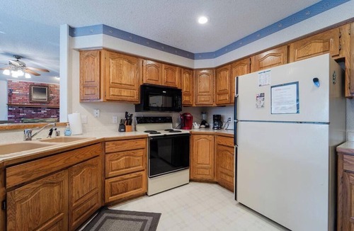 Hot Springs Village House | Tranquil Beauty on Balboa Golf Course!