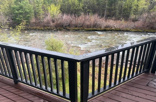 Placerville Cottage | Tranquil cabin right on the San Miguel River, just 20 minutes from Telluride.