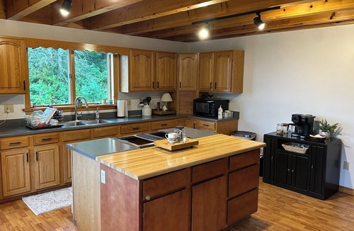 Sonestown Cabin | Tranquil cabin with WiFi in charming Muncy Valley