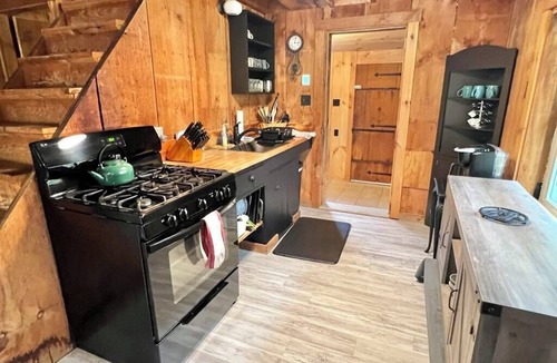 Franklin County Cabin | Tranquil cabin with WiFi in charming Eustis