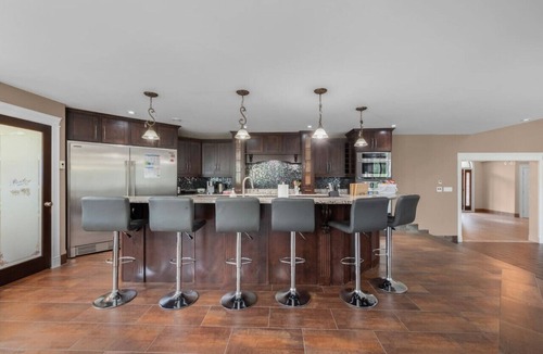 Halifax County House | Tranquil Chateau on Moody Lake