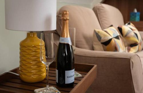 Little Missenden Apartment | Tranquil Chilterns Farm Hideaway - Pass the Keys