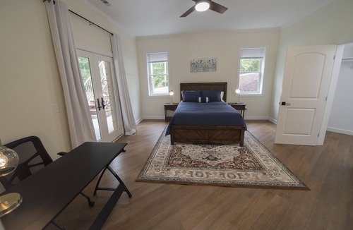 Adairsville House | Tranquil Corporate Rental Sleeps 4