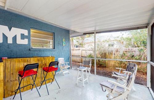 West Bradenton House | Tranquil Days