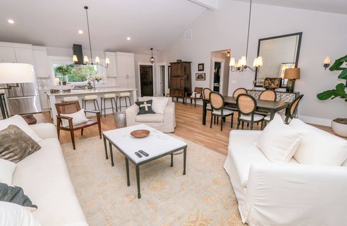 Riverside House | Tranquil Dublin Bungalow 4 min from Bridgepark