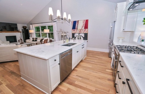 Riverside House | Tranquil Dublin Bungalow 4 min from Bridgepark