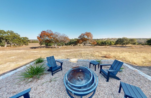 Hye House | Tranquil farmstead with beautiful views of the country, fire pit
