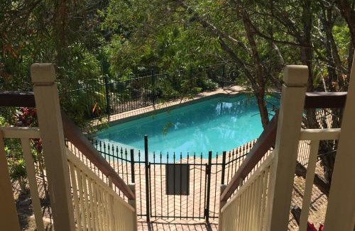 Ormeau House | Tranquil Garden Hideaway