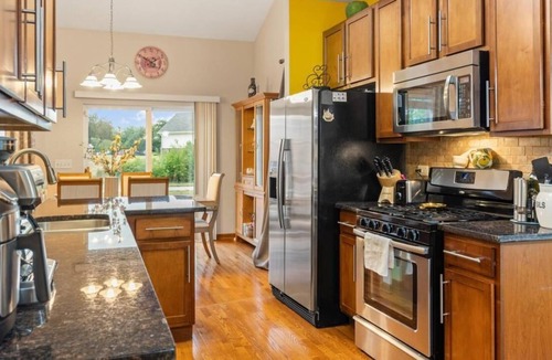 Romeoville Apartment | Tranquil Getaway Retreat!
