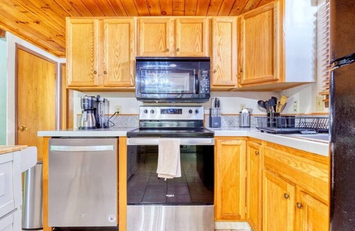 Lake Ariel House | Tranquil Grove | Hot Tub | Game Room | Fire Pit