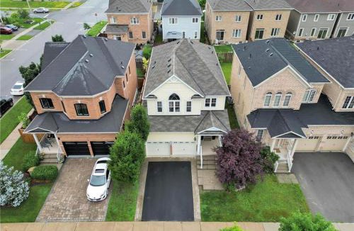 Thorold House | Tranquil Haven near Niagara