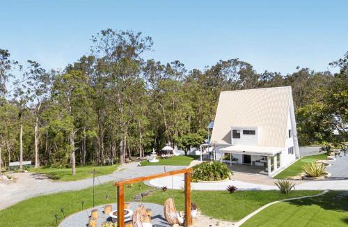 Mudgeeraba House | Tranquil Hideaway in Mudgeeraba