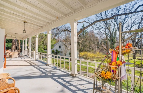 Norristown House | Tranquil & Historic Estate Near Valley Forge