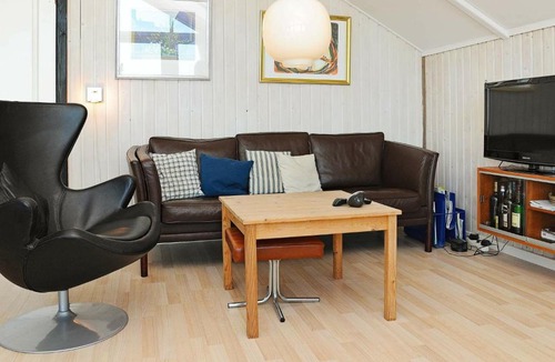 Tranekaer House | Tranquil Holiday Home in Tranekaer with Terrace