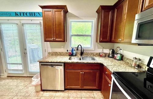 Cumming House | Tranquil Home in Cumming