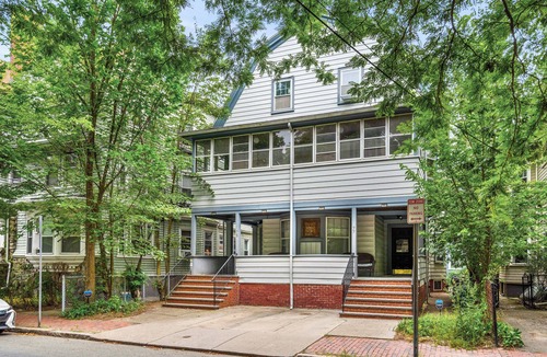 Mid-Cambridge Apartment | Tranquil home loved by repeat guests, Harvard Square