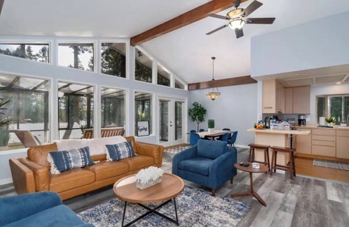 Anderson Island House | Tranquil Island Paradise on Golf Course w/Hot Tub