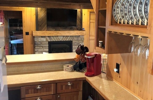Town of Macomb House | Tranquil lake front cabin on Black Lake