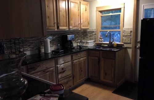 Laconia House | Tranquil Lake House