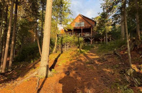 Beaver Cove House | Tranquil Lakefront Getaway on Moosehead Lake