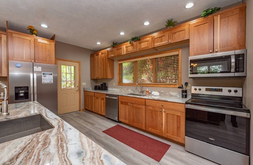 Thayerville House | Tranquil Lakefront w/Twin Hot Tubs & Dock
