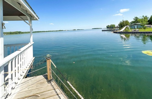 Orillia House | Tranquil Lakeside Stay BBQ Open Yard