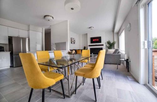 Rama House | Tranquil Lakeside Townhouse