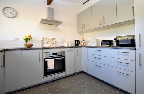 Tighnabruaich Ski Chalet | Tranquil location, waterside, pet friendly