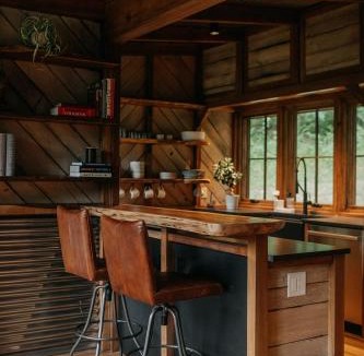 Faber Villa | Tranquil Loft Retreat in Virginia Wine Country