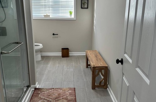 Douglasville Apartment | Tranquil Lower level suite w/Private entrance