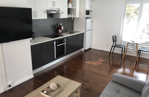 Grays Point Apartment | Tranquil & luxurious retreat in Grays Point